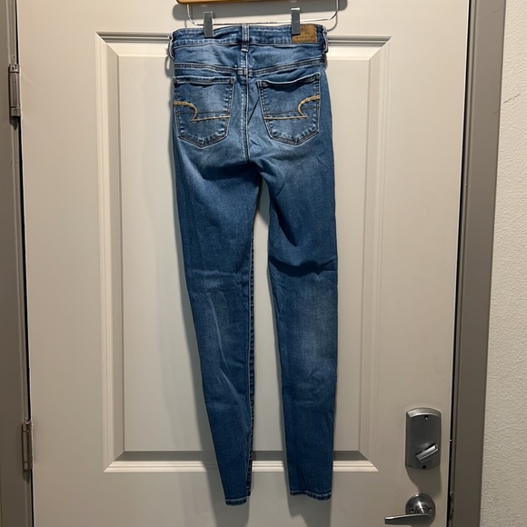 American Eagles Highrise Jeggings - Picture 2 of 3